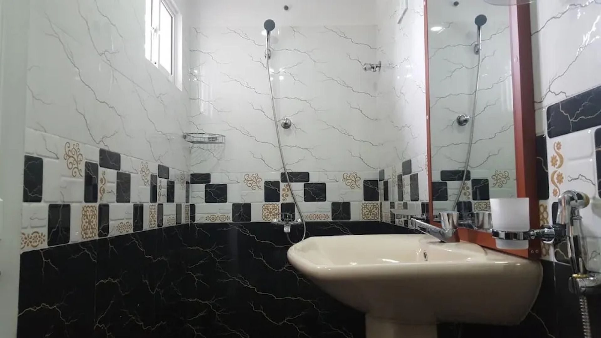 Nature Life Guest Inn