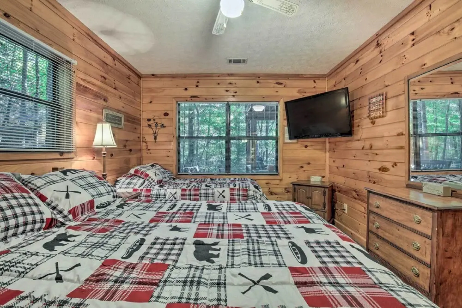 Blairsville Cabin w/ Private Hot Tub!