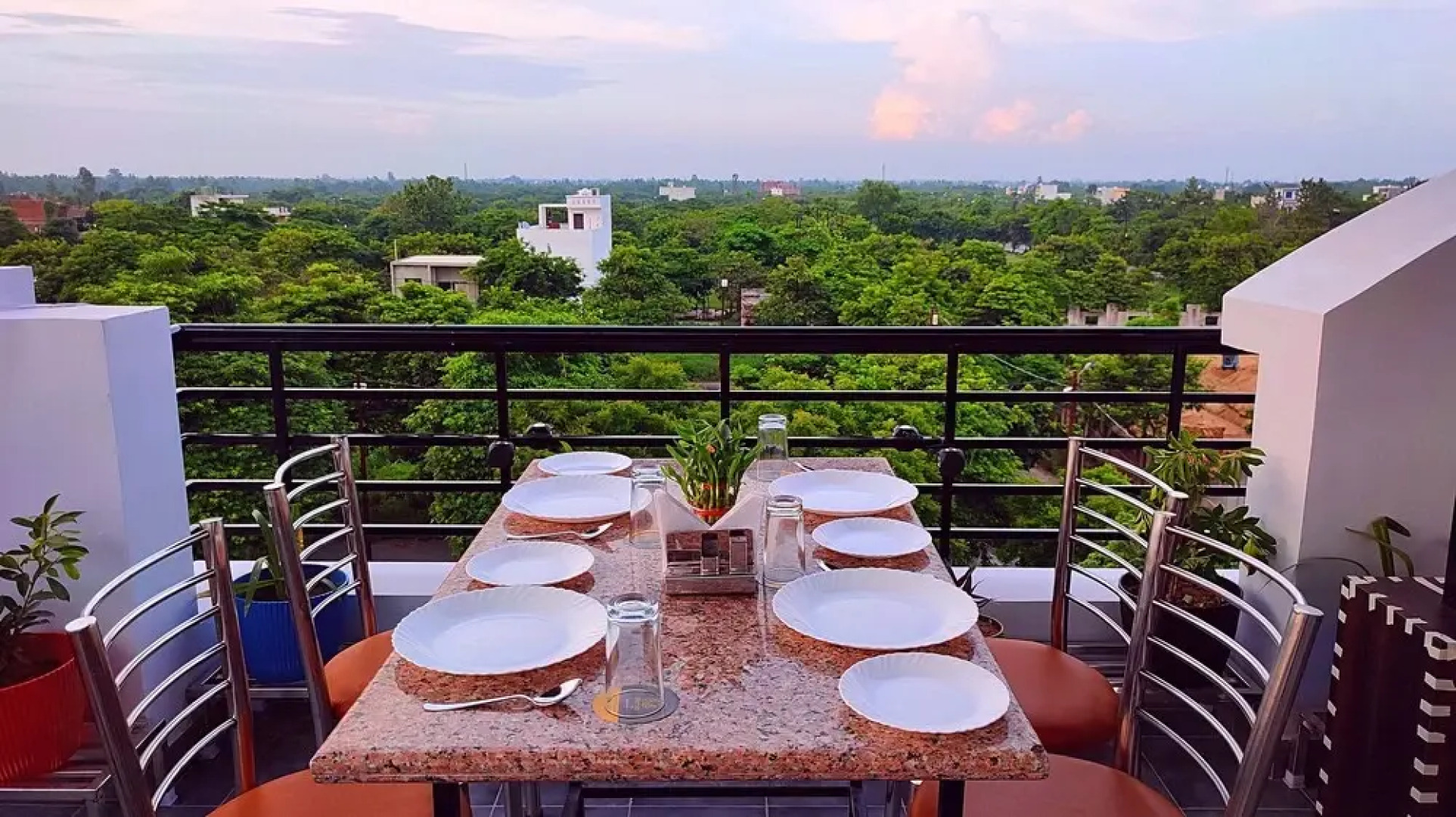 Asapian House - A Luxury Homestay at Moradabad