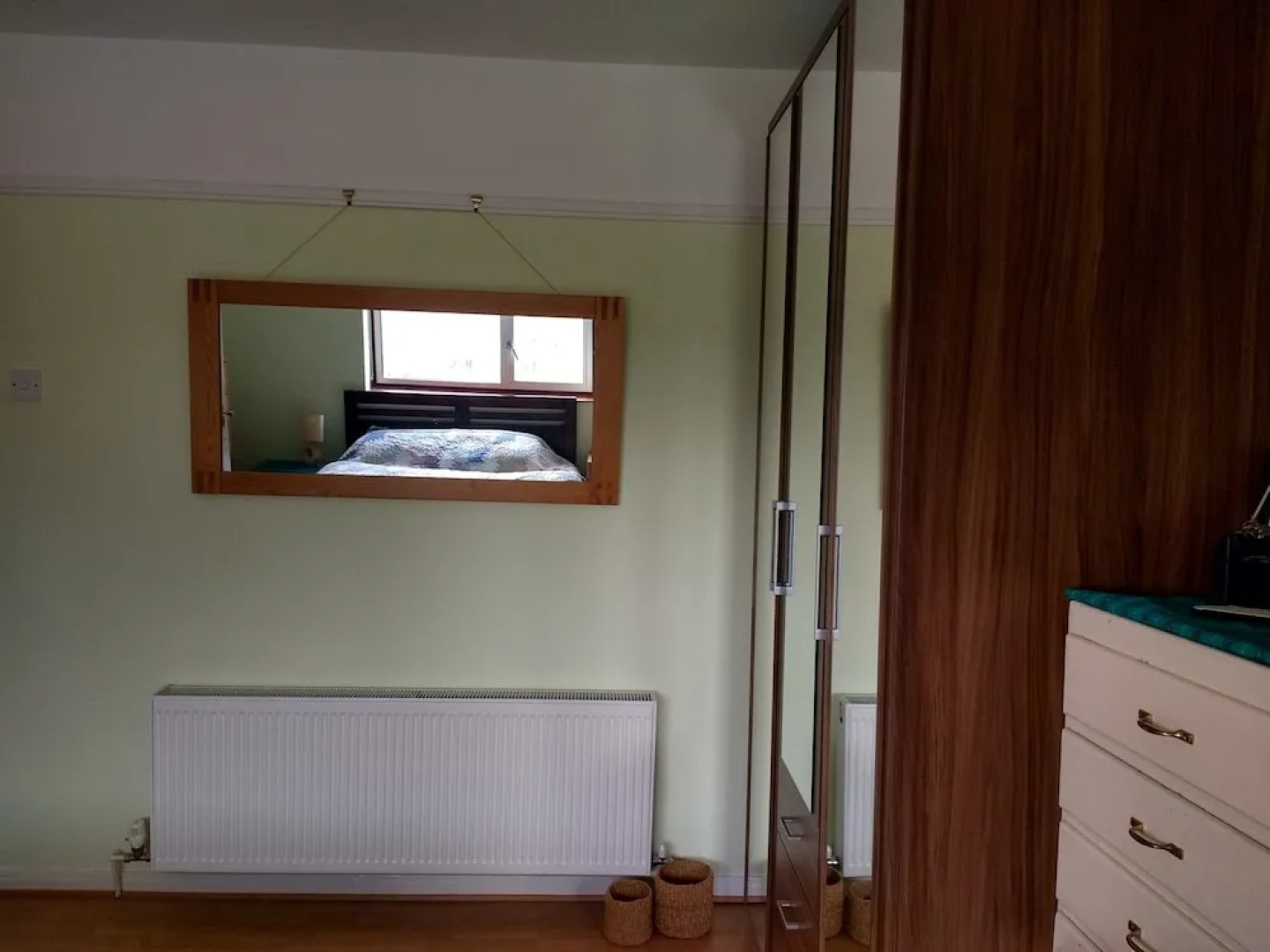 Three Bedroom Home With Garden in Brighton