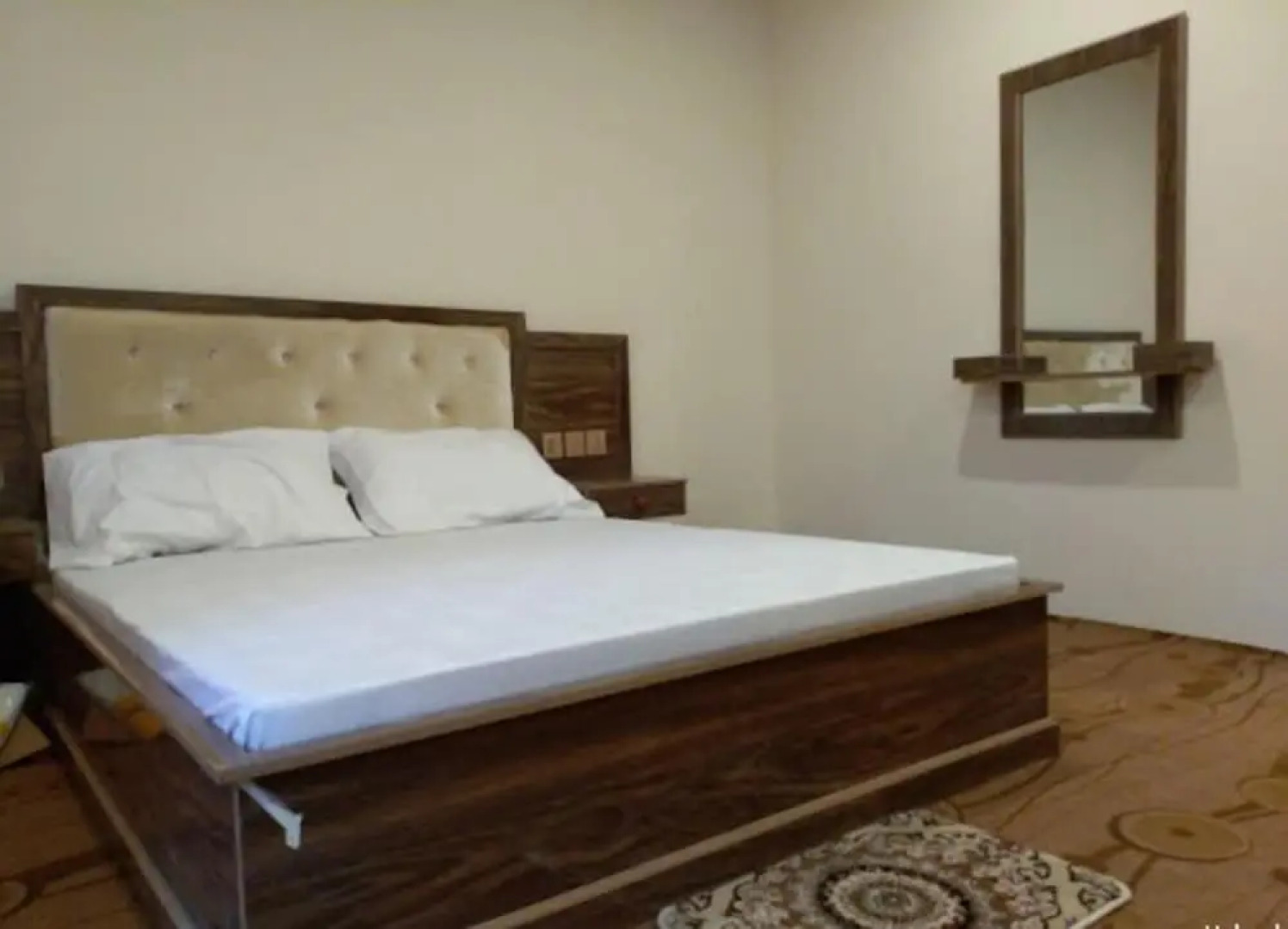 Northern Sapphire Hunza