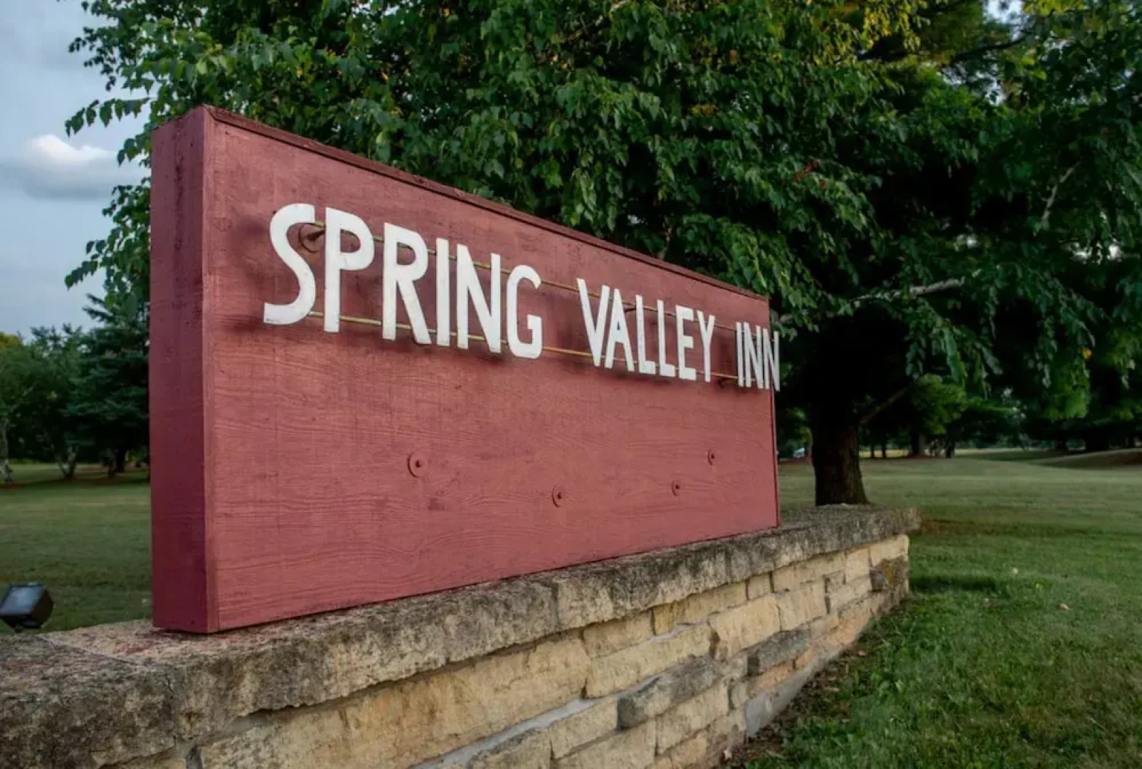 Spring Valley Inn
