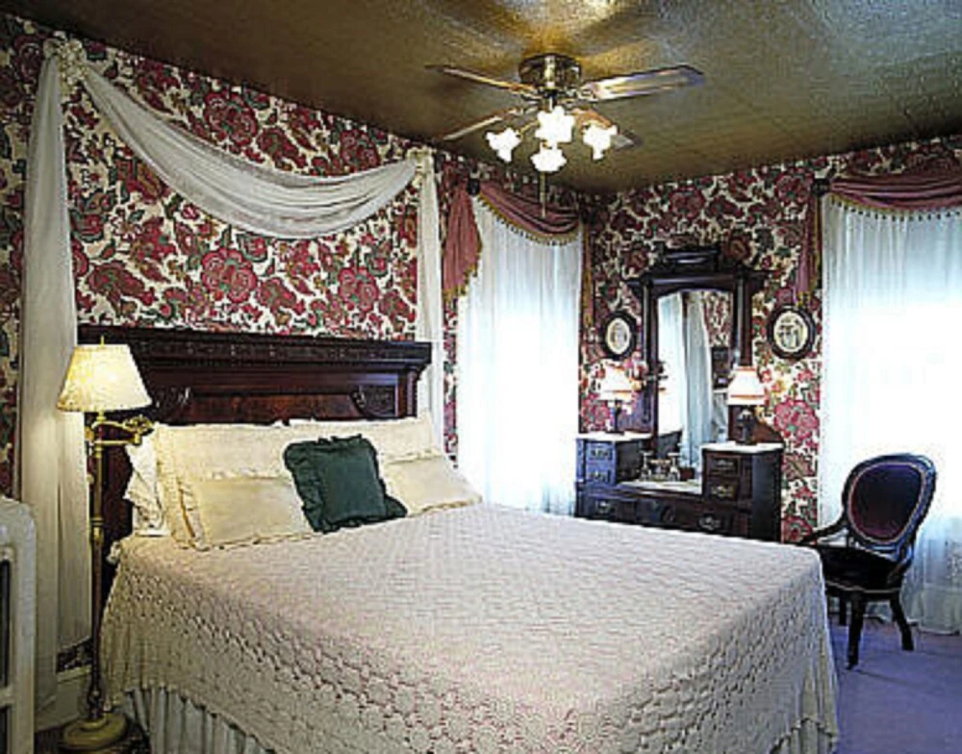 Captain Mey's Inn