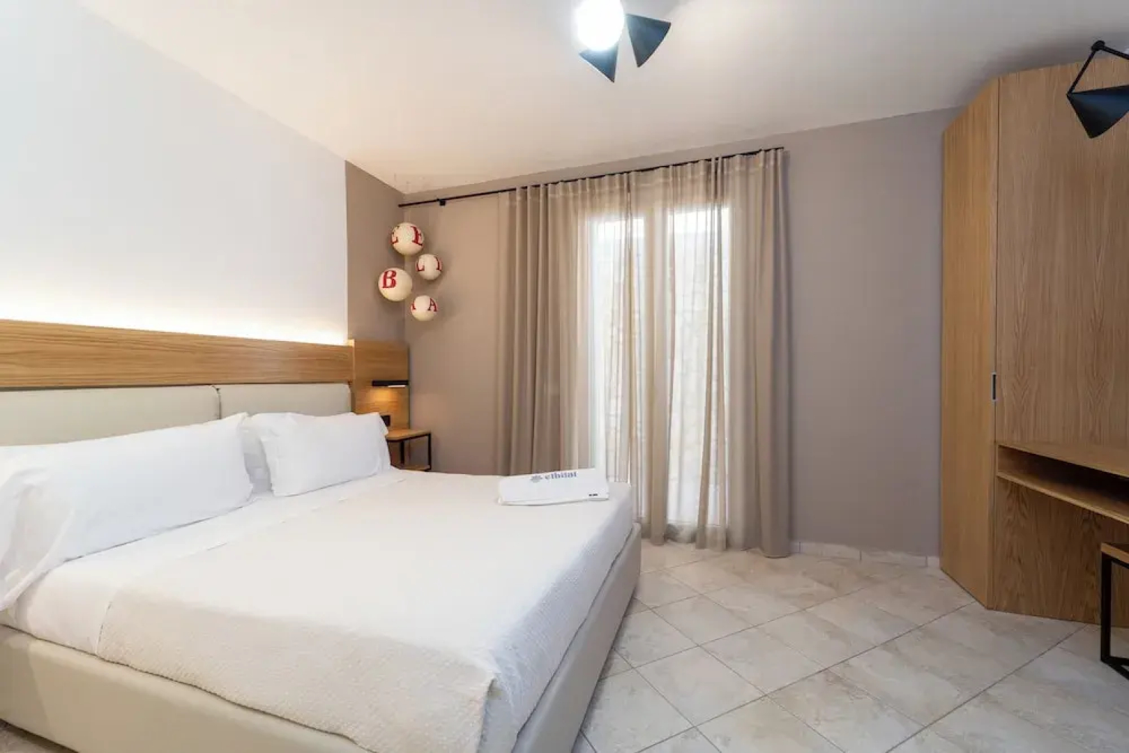 Elbitat Homes