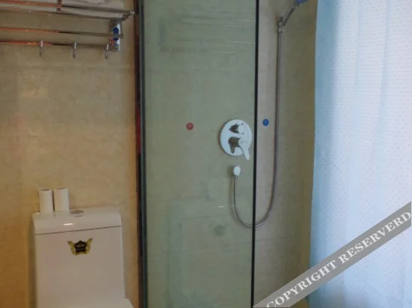 Yixuanju Business Hotel