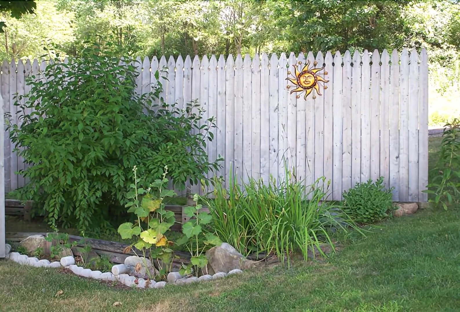 The Weathervane Motel