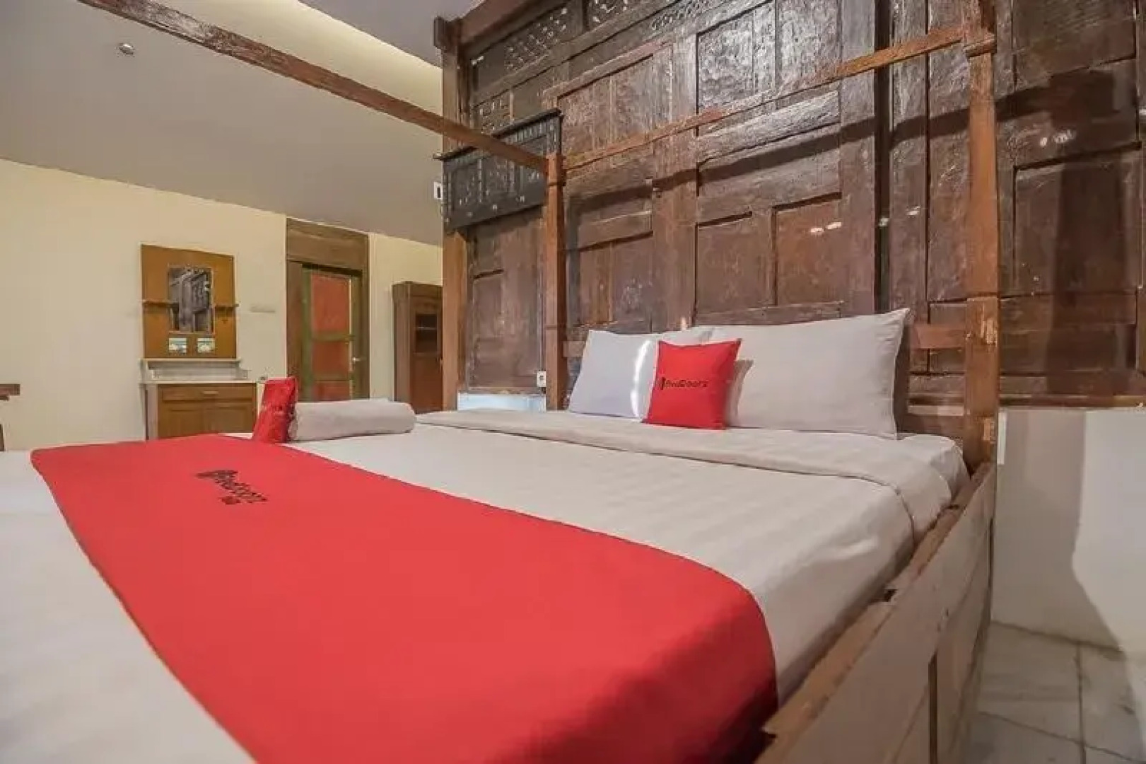 RedDoorz Resort @ Lembang 2
