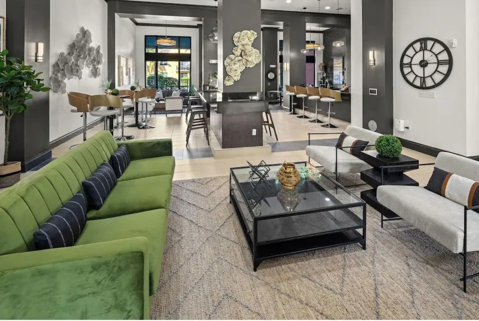 Miramar Apartments By Landing