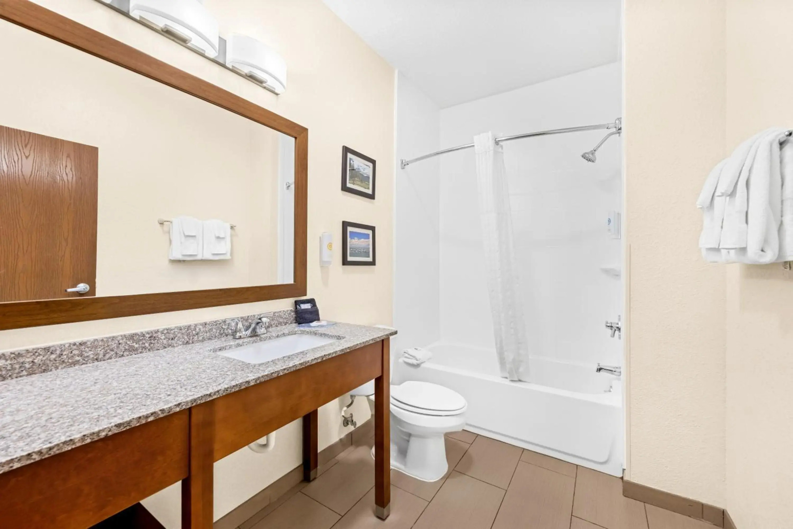 Comfort Inn & Suites Pueblo