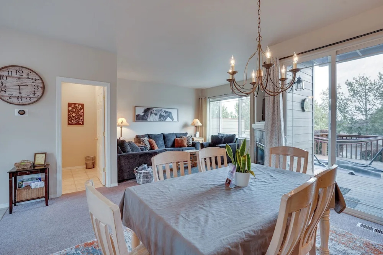 Charming Redmond Townhome w/ Resort Amenities