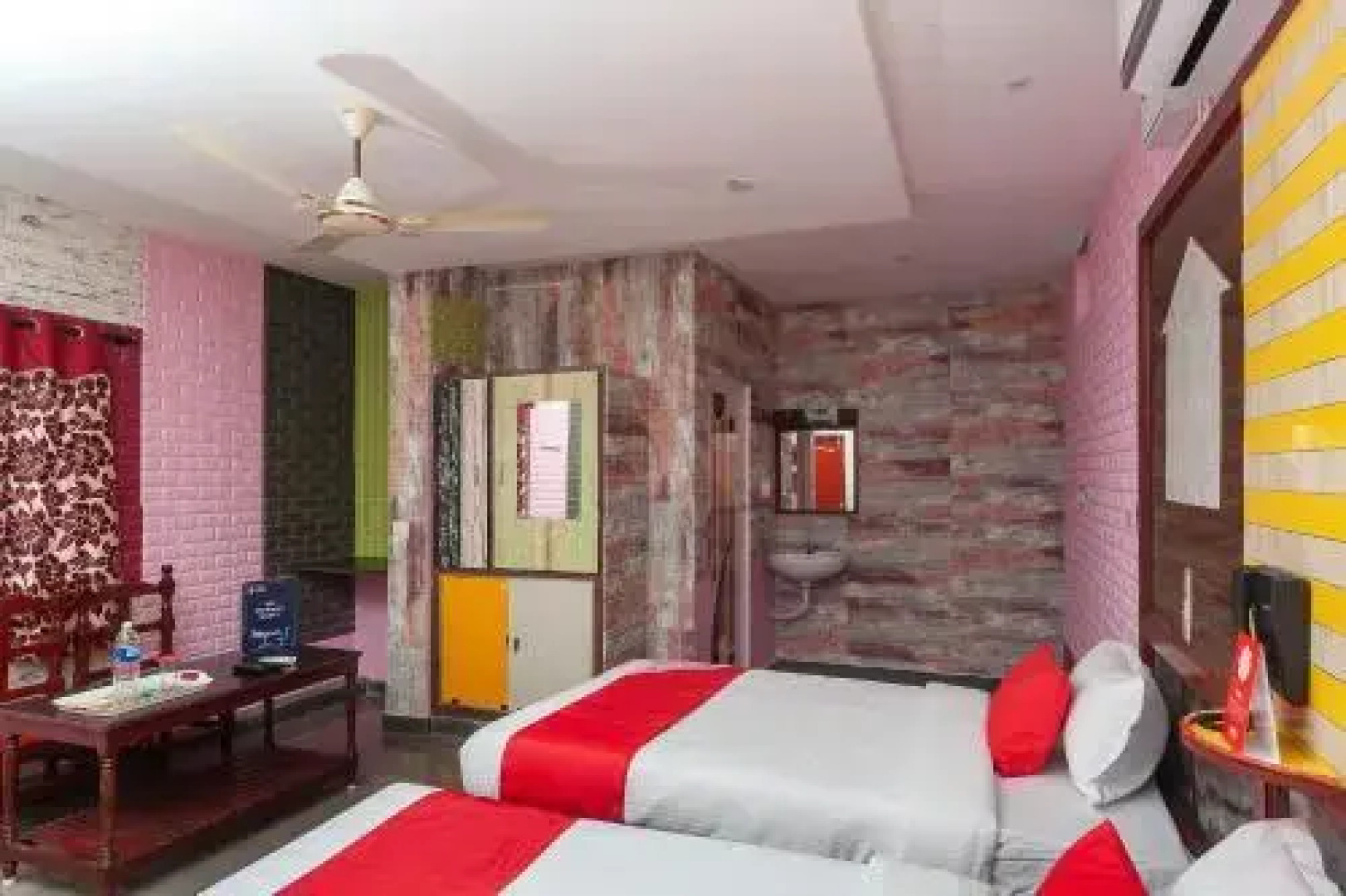OYO 26735 Hotel Gnanam Residency