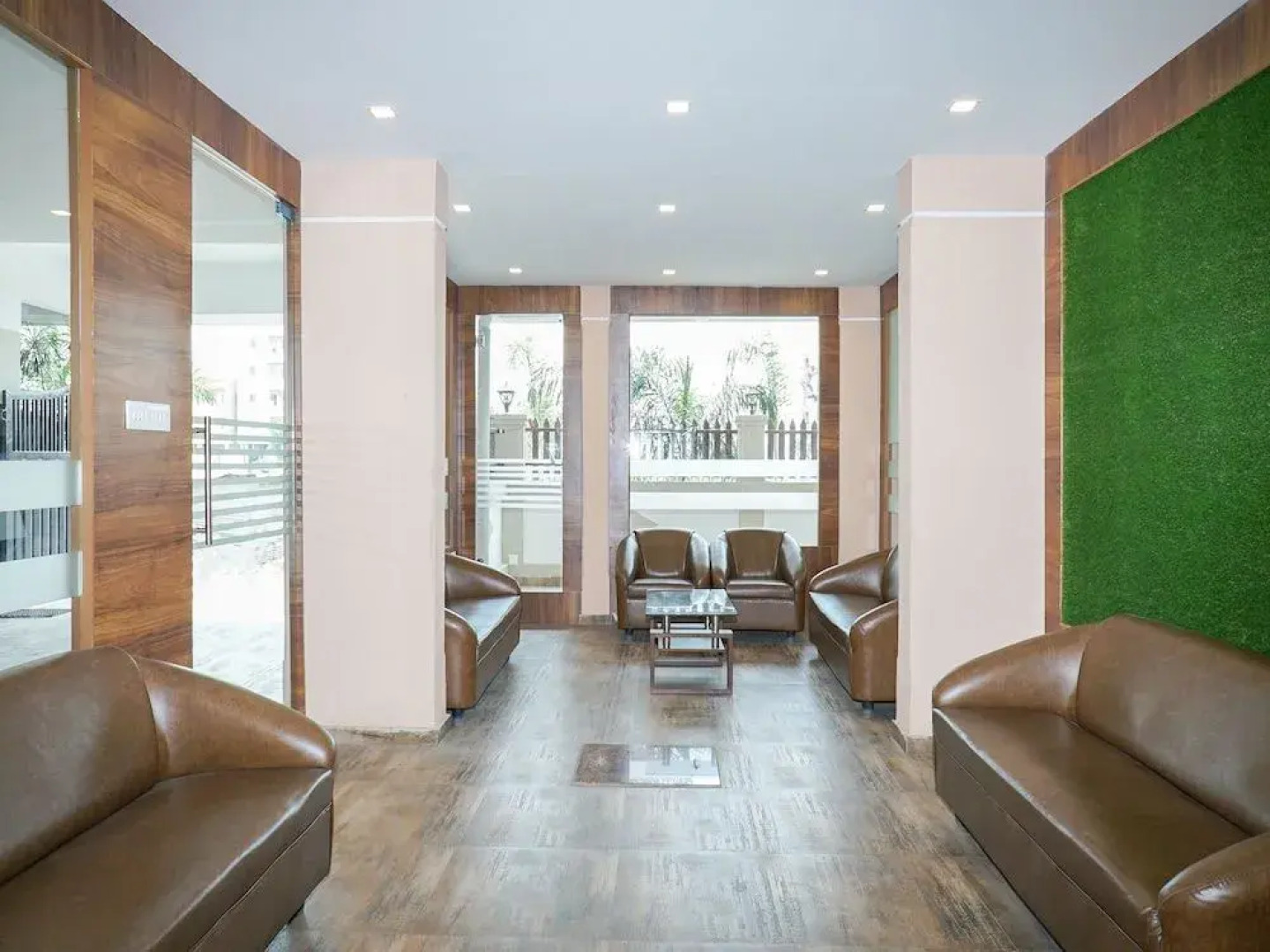 OYO 12538 Twin Tower 2