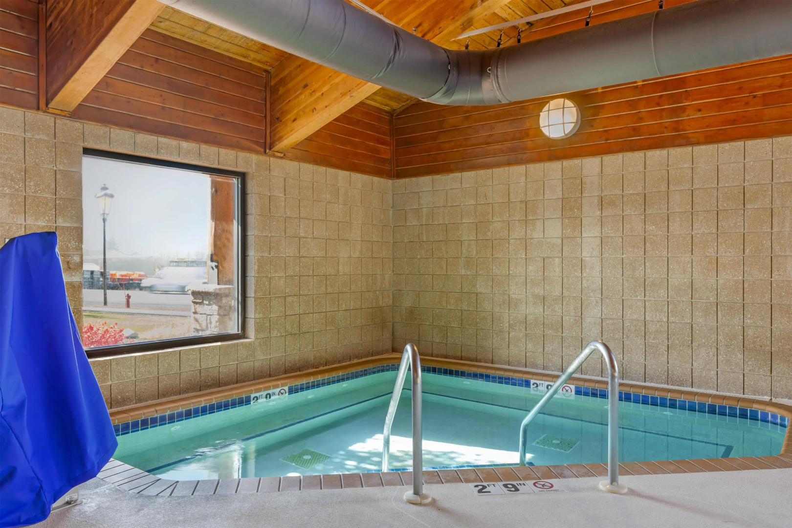 Best Western Plus McCall Lodge & Suites