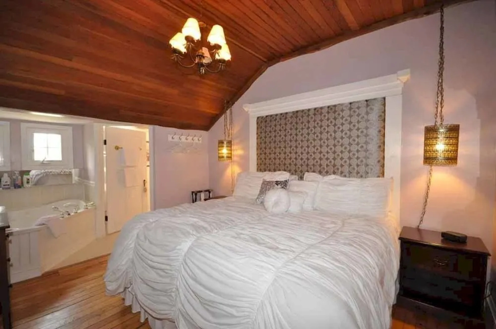 Whispering Pines B&B