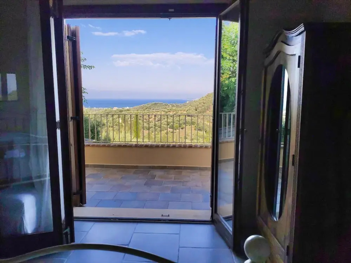 Mastrogiannis villa Myrtia