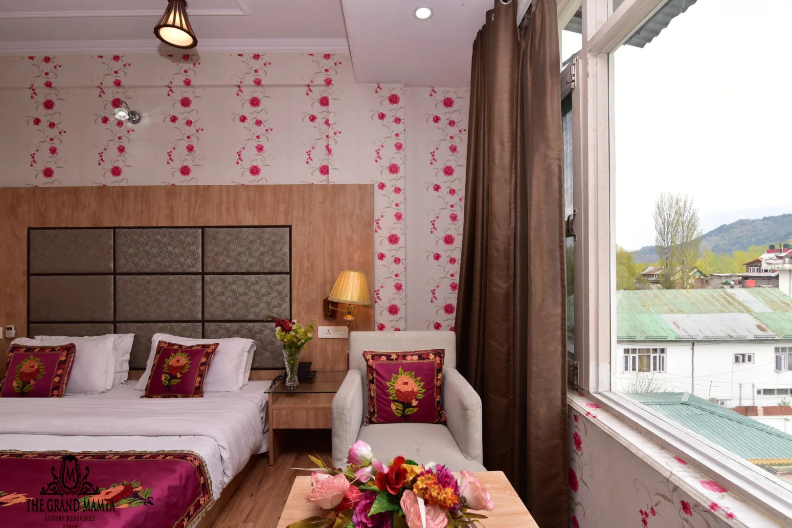 Hotel The Grand Mamta