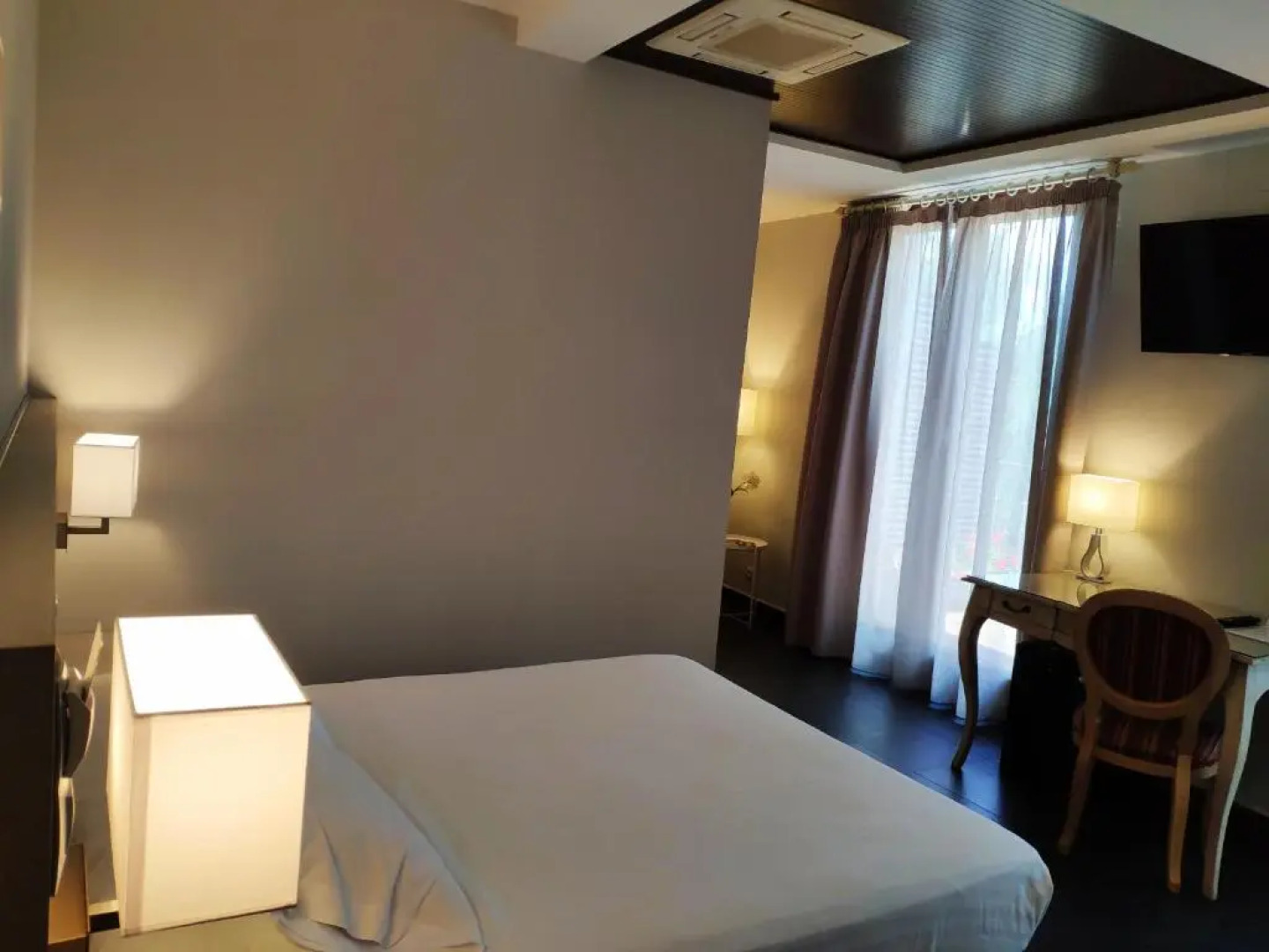 Hotel Puerta del Arco