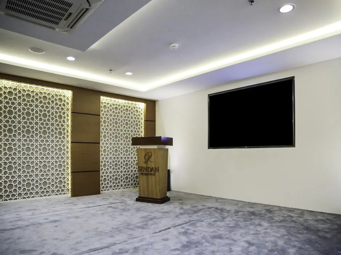 Capital O 145 Sendan Residence