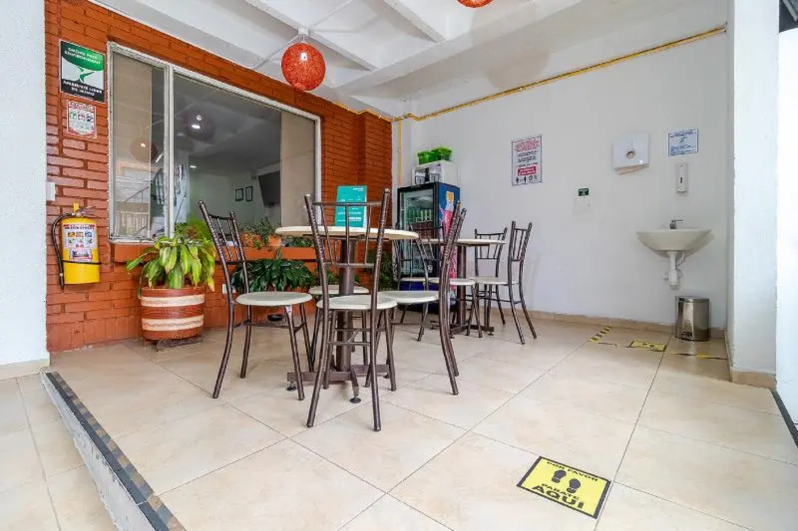 Ayenda 1025 Nabusimake