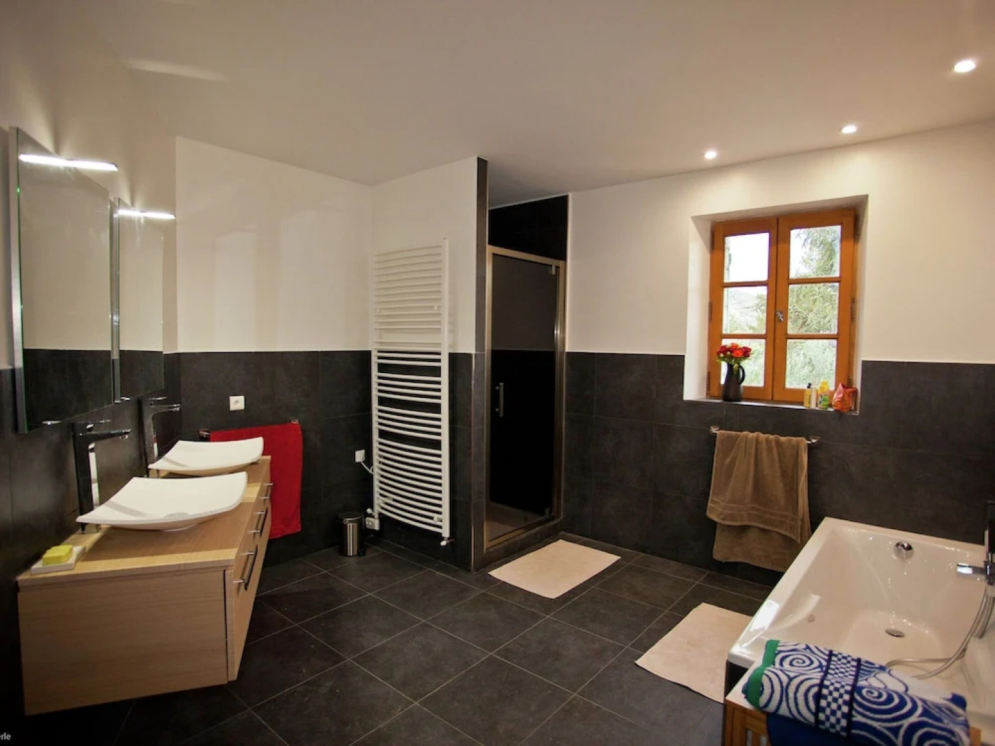 Beautiful Villa With Panoramic View, in the Hills of the Mont Ventoux