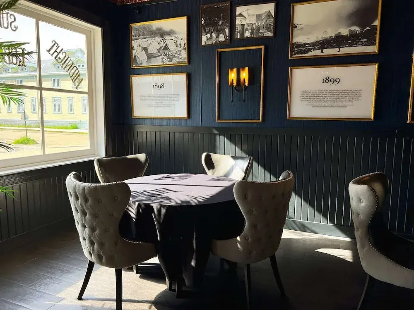 Midnight Sun, a Coast Hotel