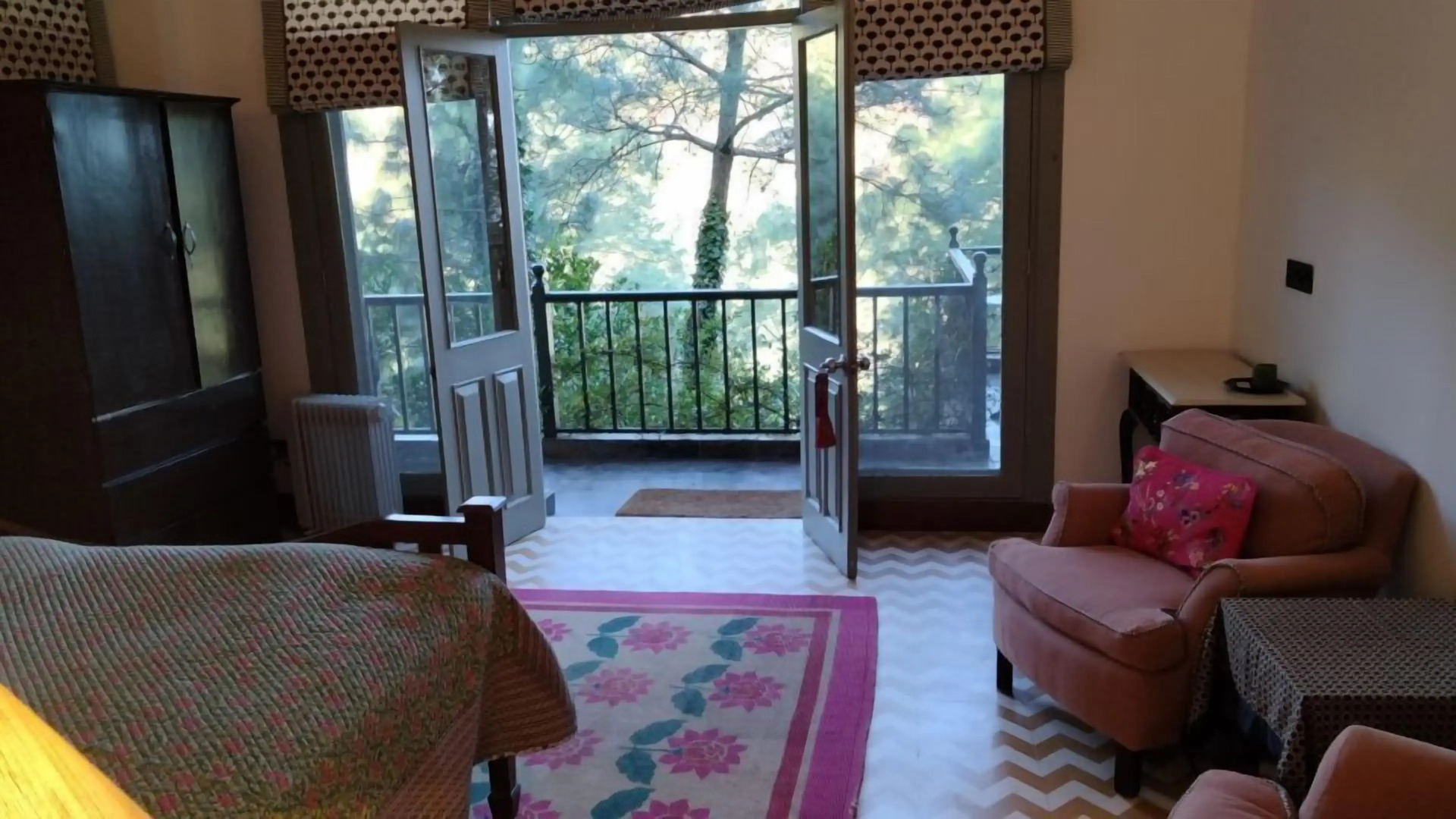 7 Pines - " An English Retreat", Kasauli by Leisure Hotels