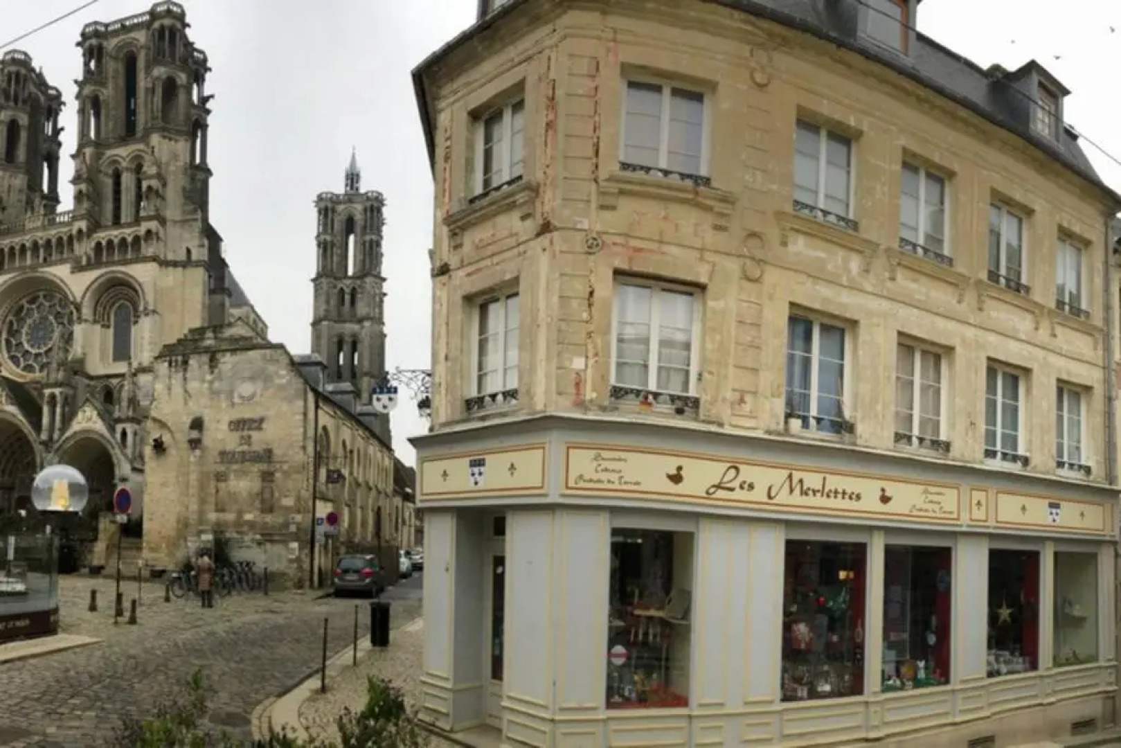 Laon : « Suite Privee Au Pied de la Cathedrale »