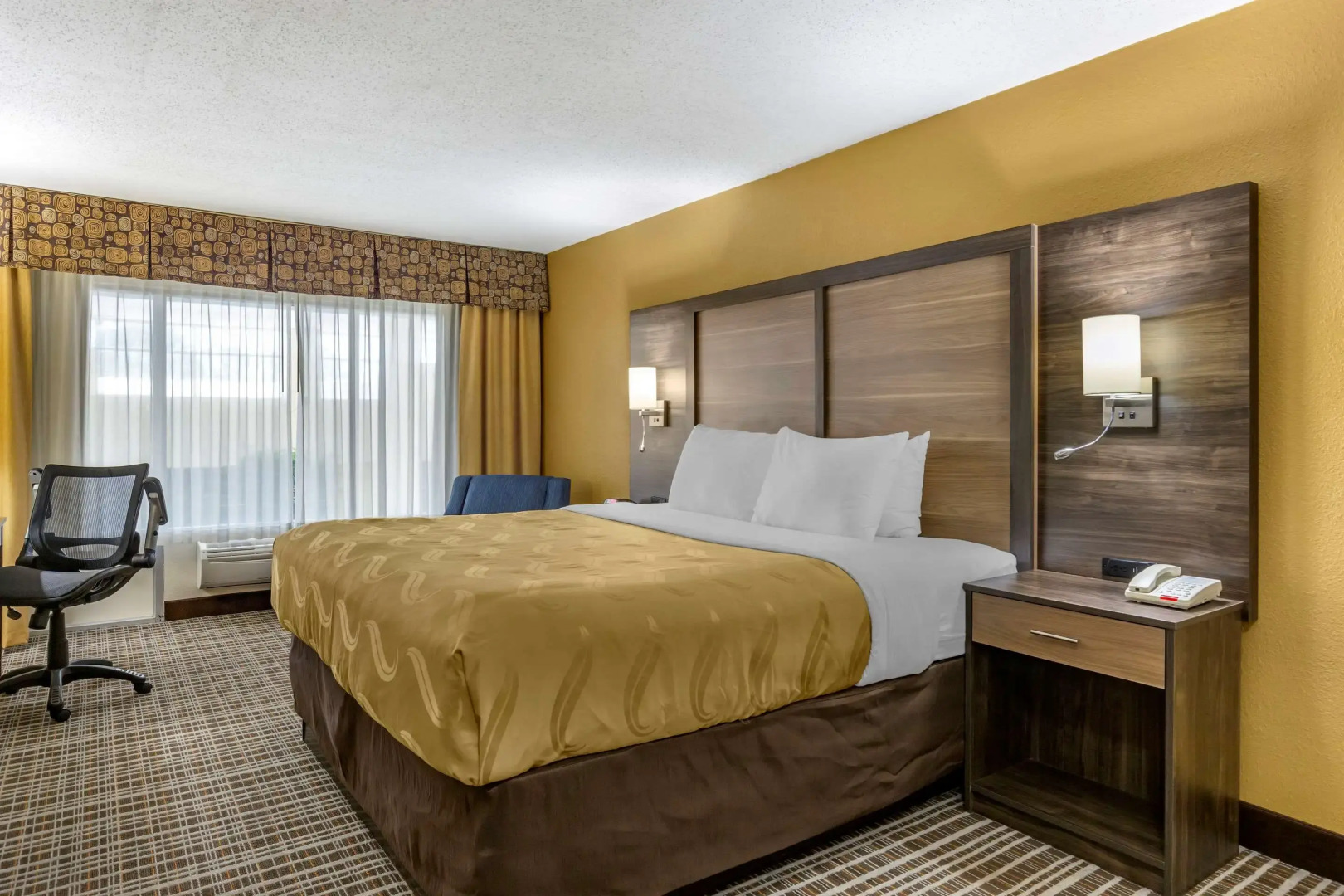 Quality Inn & Suites - Greensboro-High Point