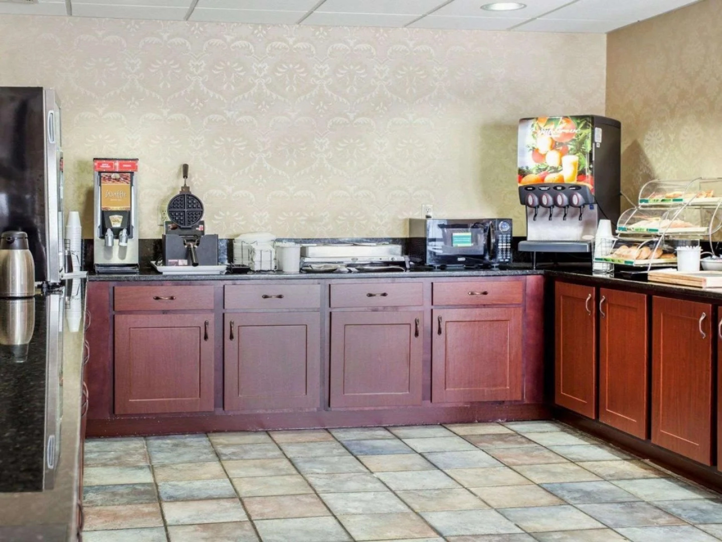 Quality Inn & Suites