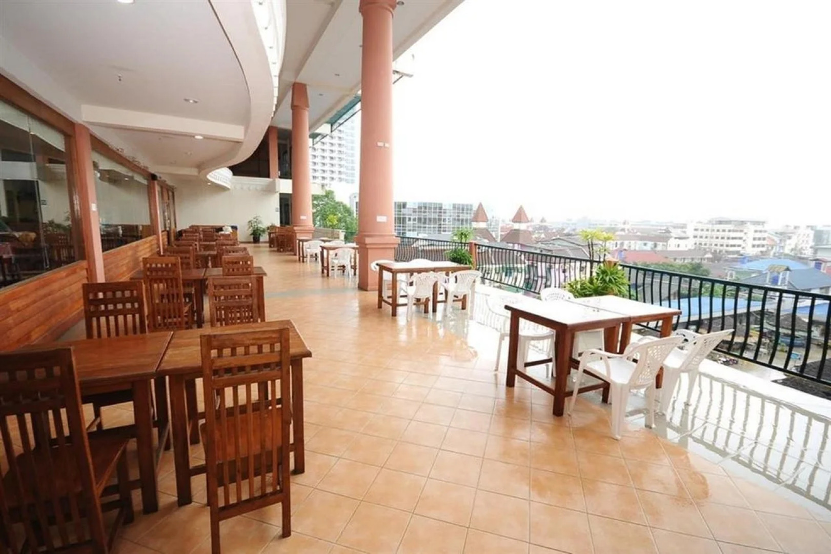 Курортный отель Bel Aire Resort Phuket