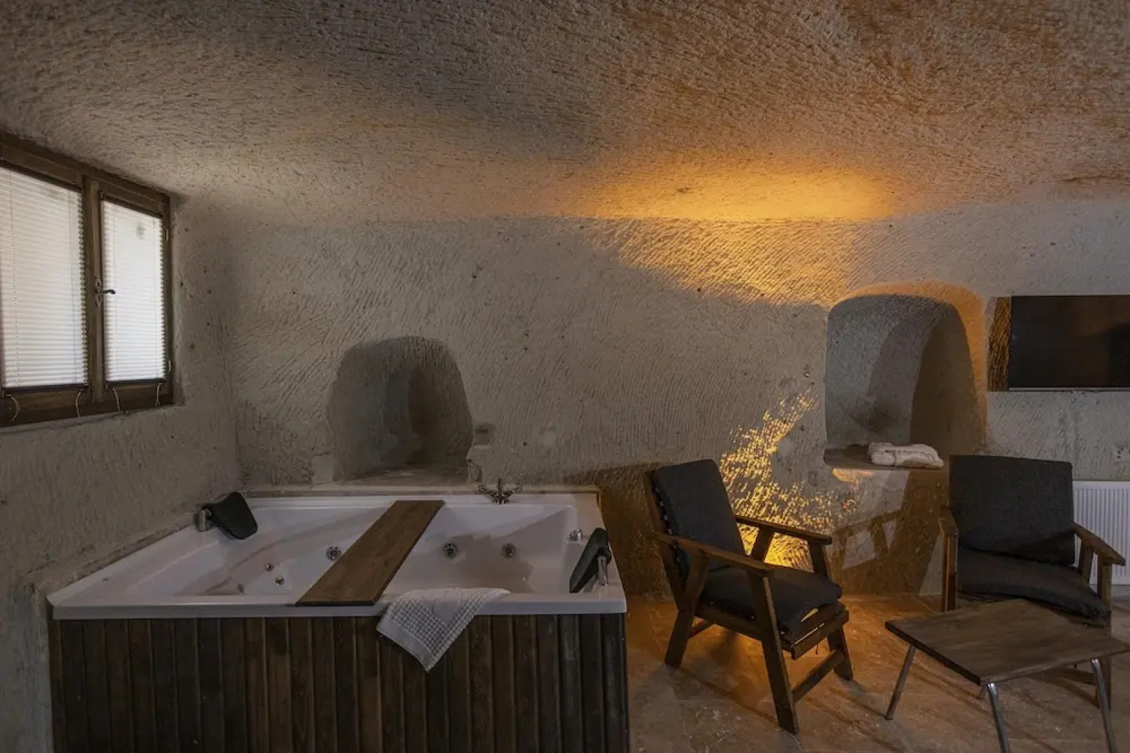 Kayaharman Cave Suites