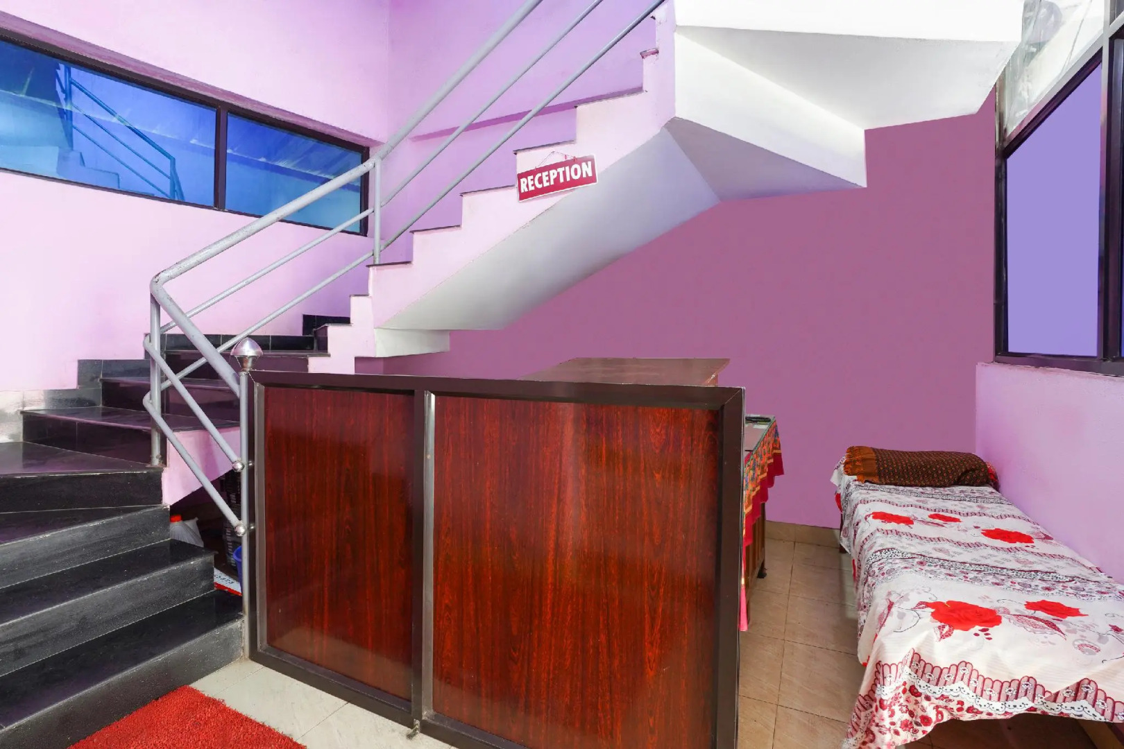 SPOT ON 66098 Rohini Residency