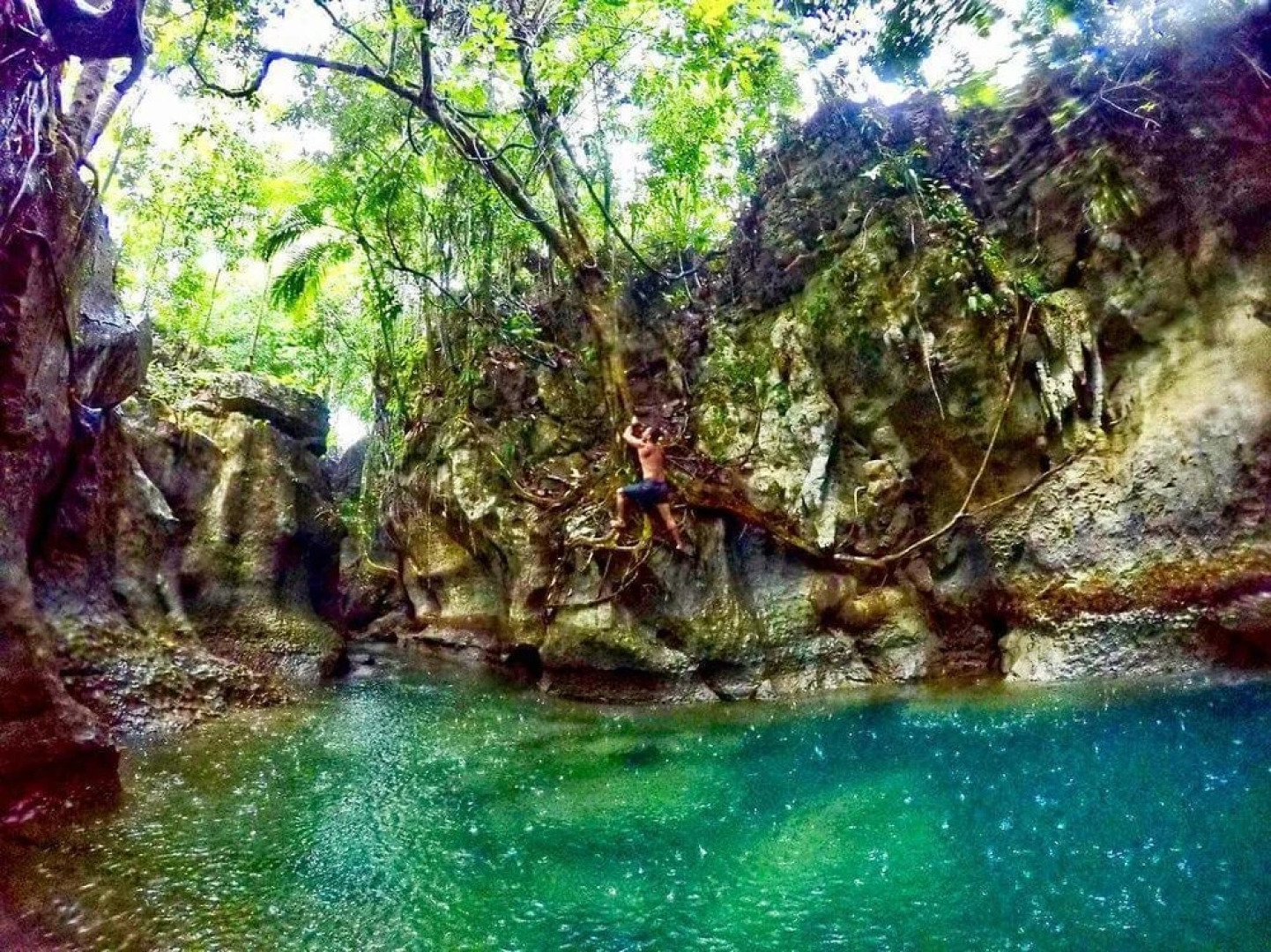 Isla Haruhay Homestay - Hostel