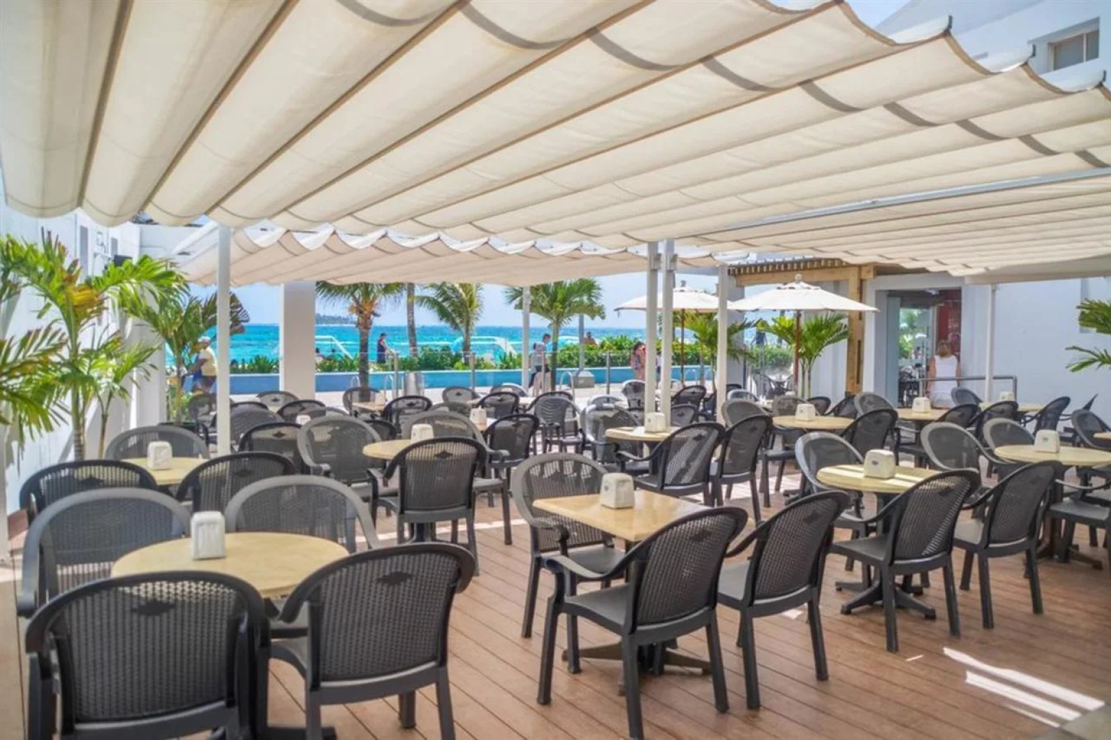 Hotel Portobelo beach