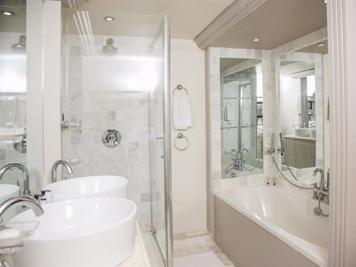 Court House Manor Luxury B&B