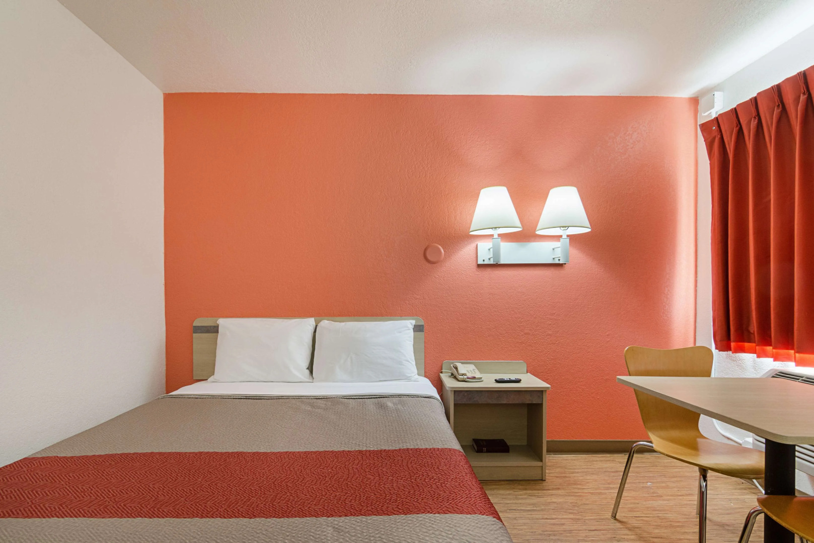 Motel 6 Topeka Northwest