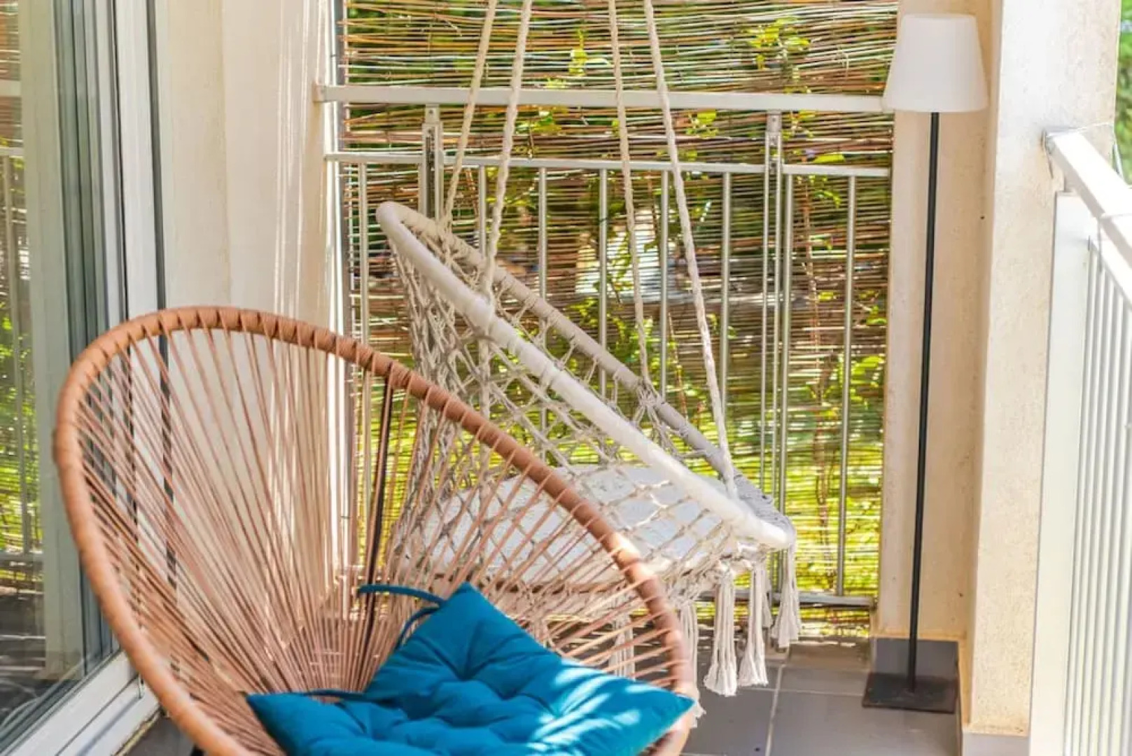 Talea Joyful Stay in Tale