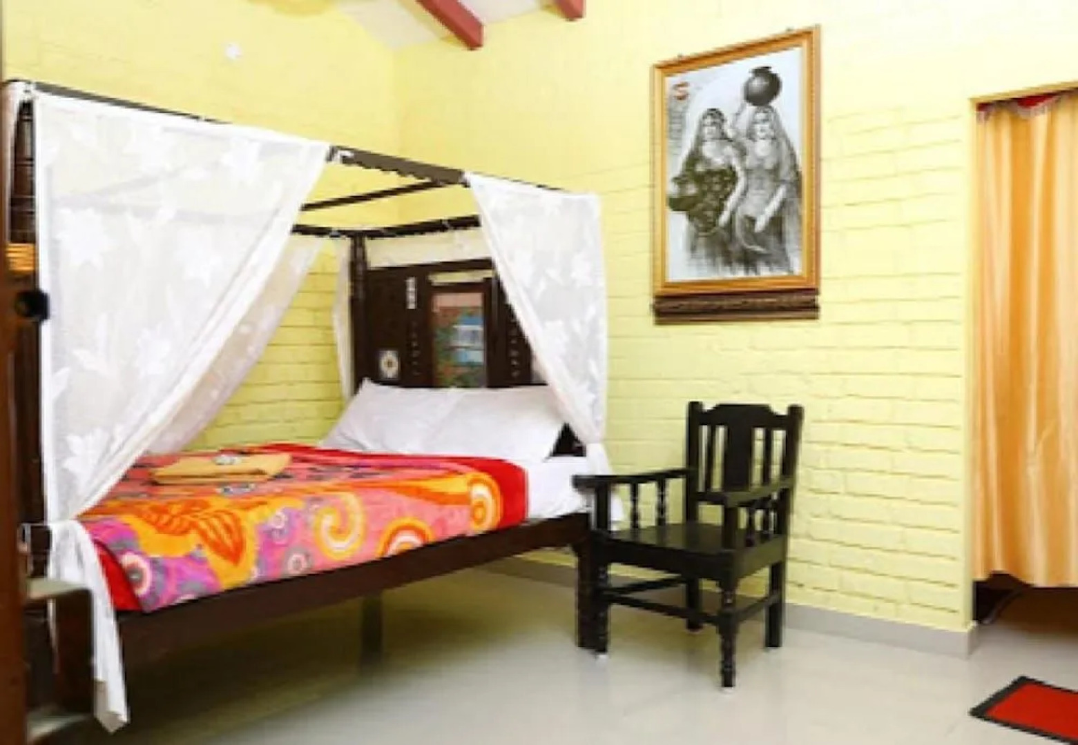 Royal House And Park