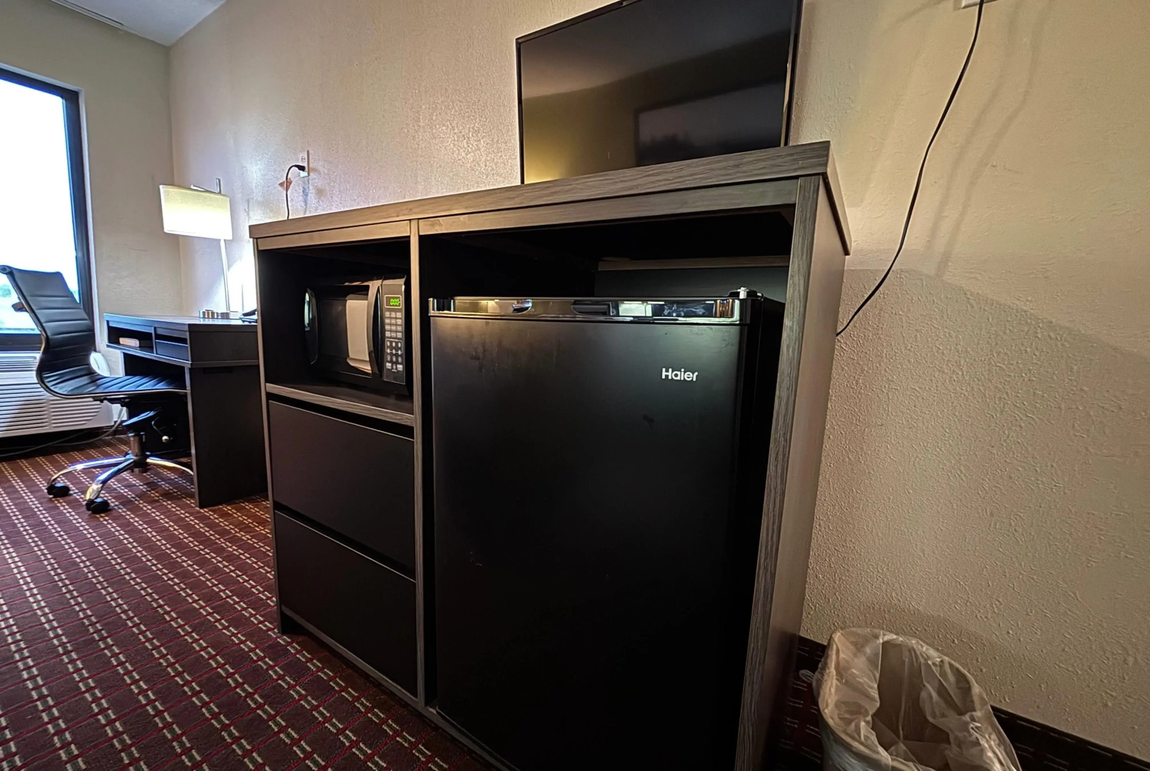 Super 8 by Wyndham Metropolis