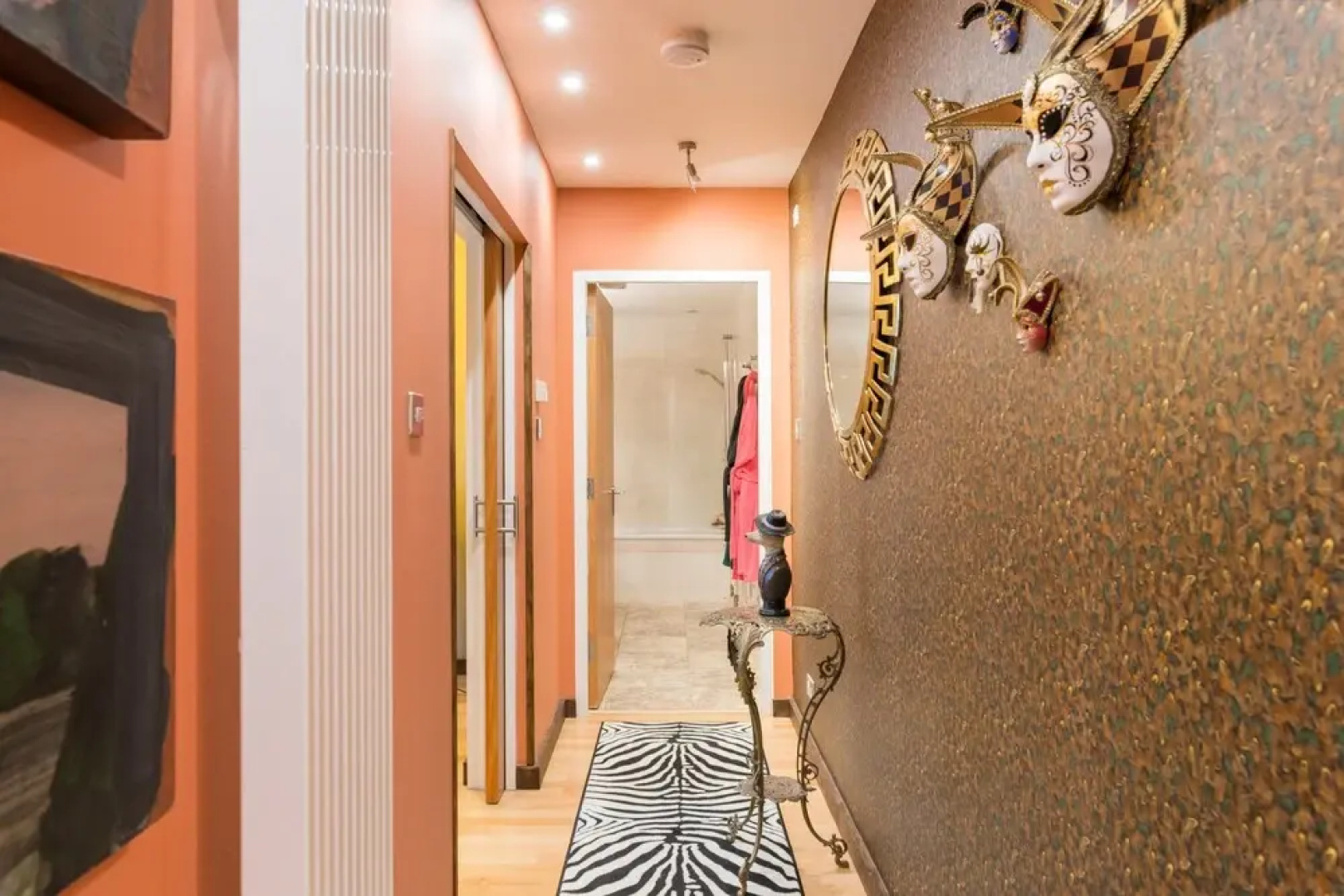 Quirky 1 Bedroom Apartment Next to Holyrood Palace