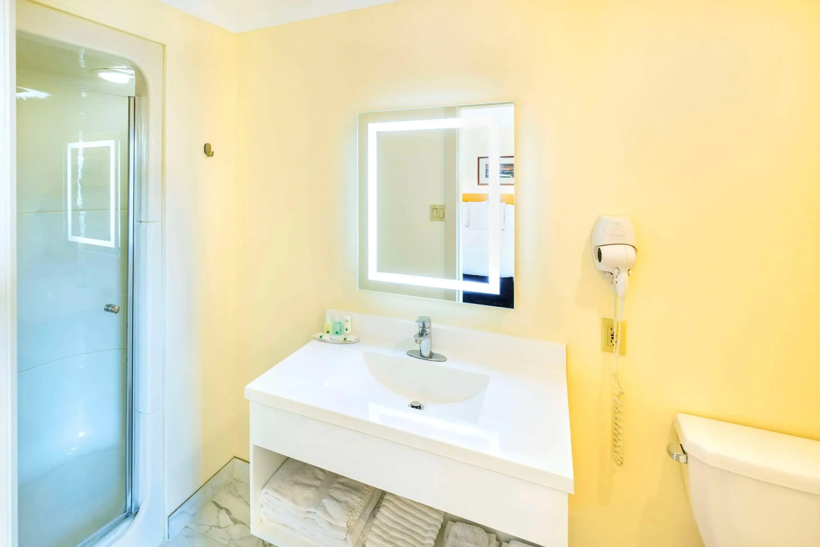 Quality Inn & Suites Garden of the Gulf