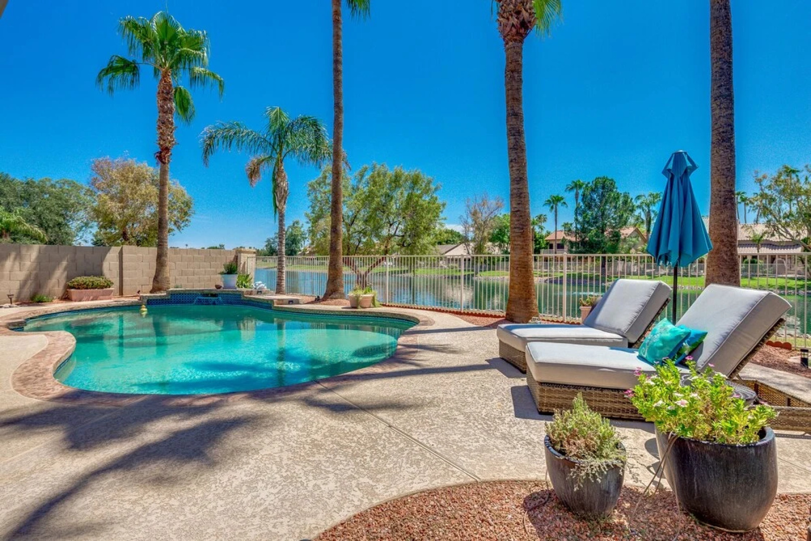 Sack Dr 3 Bedrooms 2 Bathrooms Home