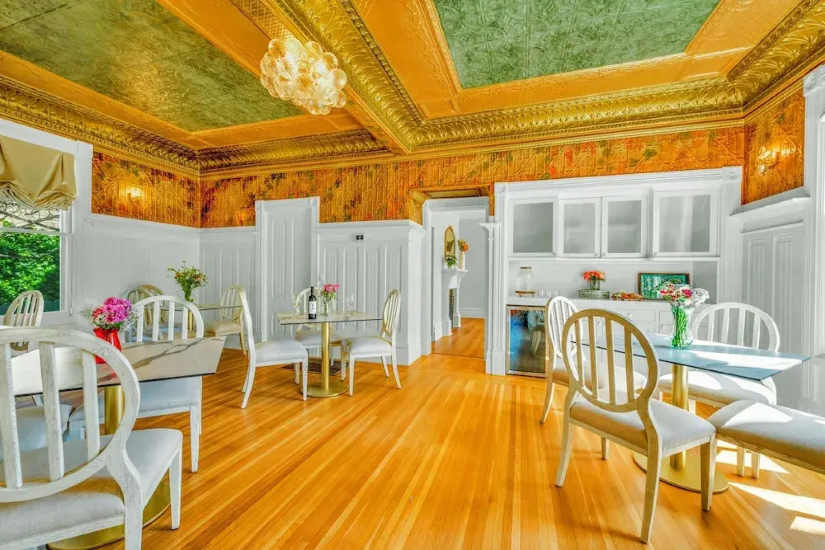 Hennessey House