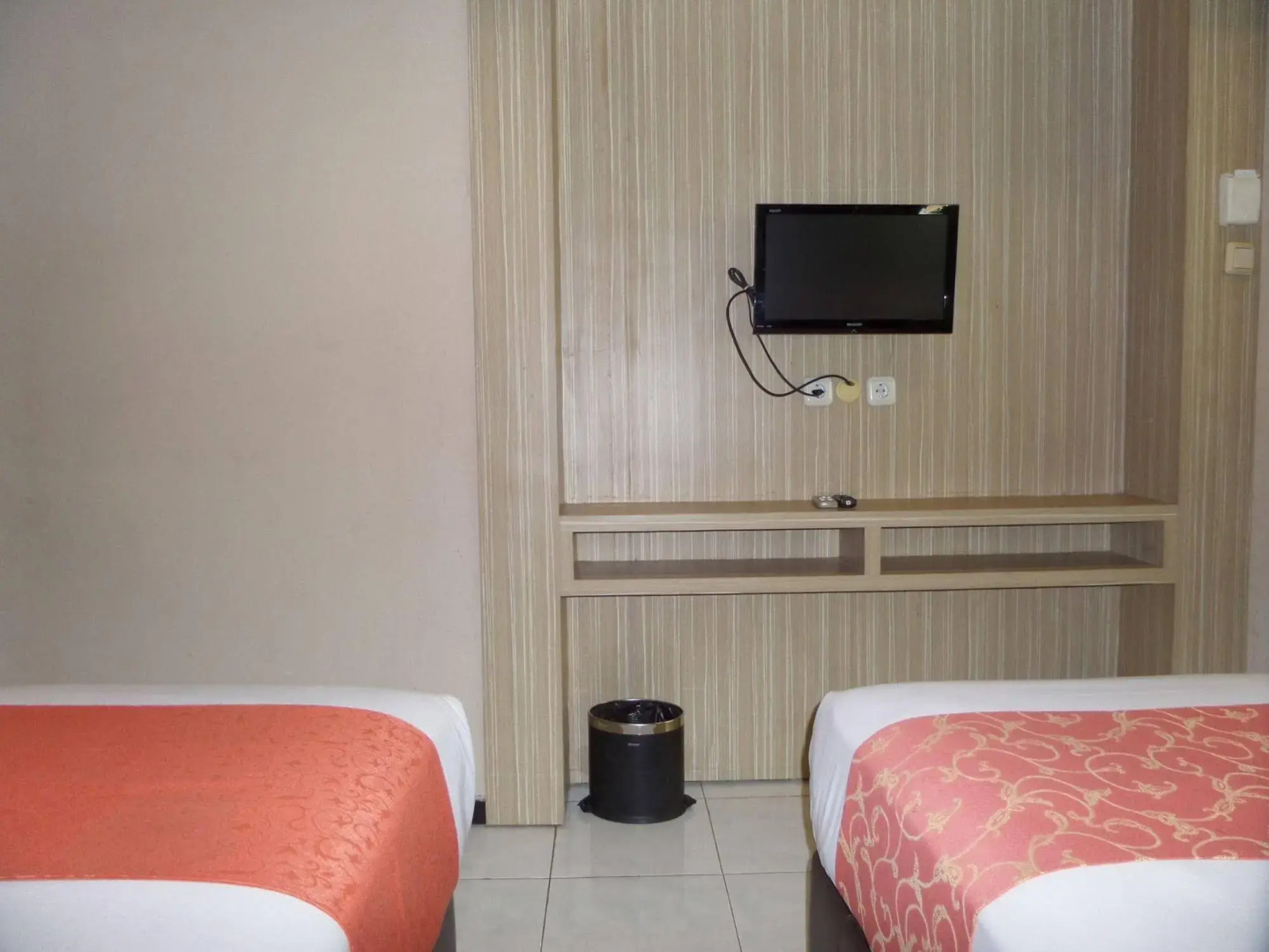 Luminor Hotel Jember by WH