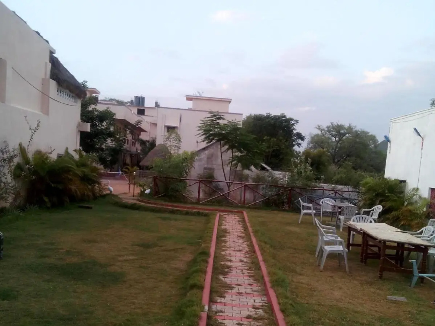 Chola Hotel and Resorts