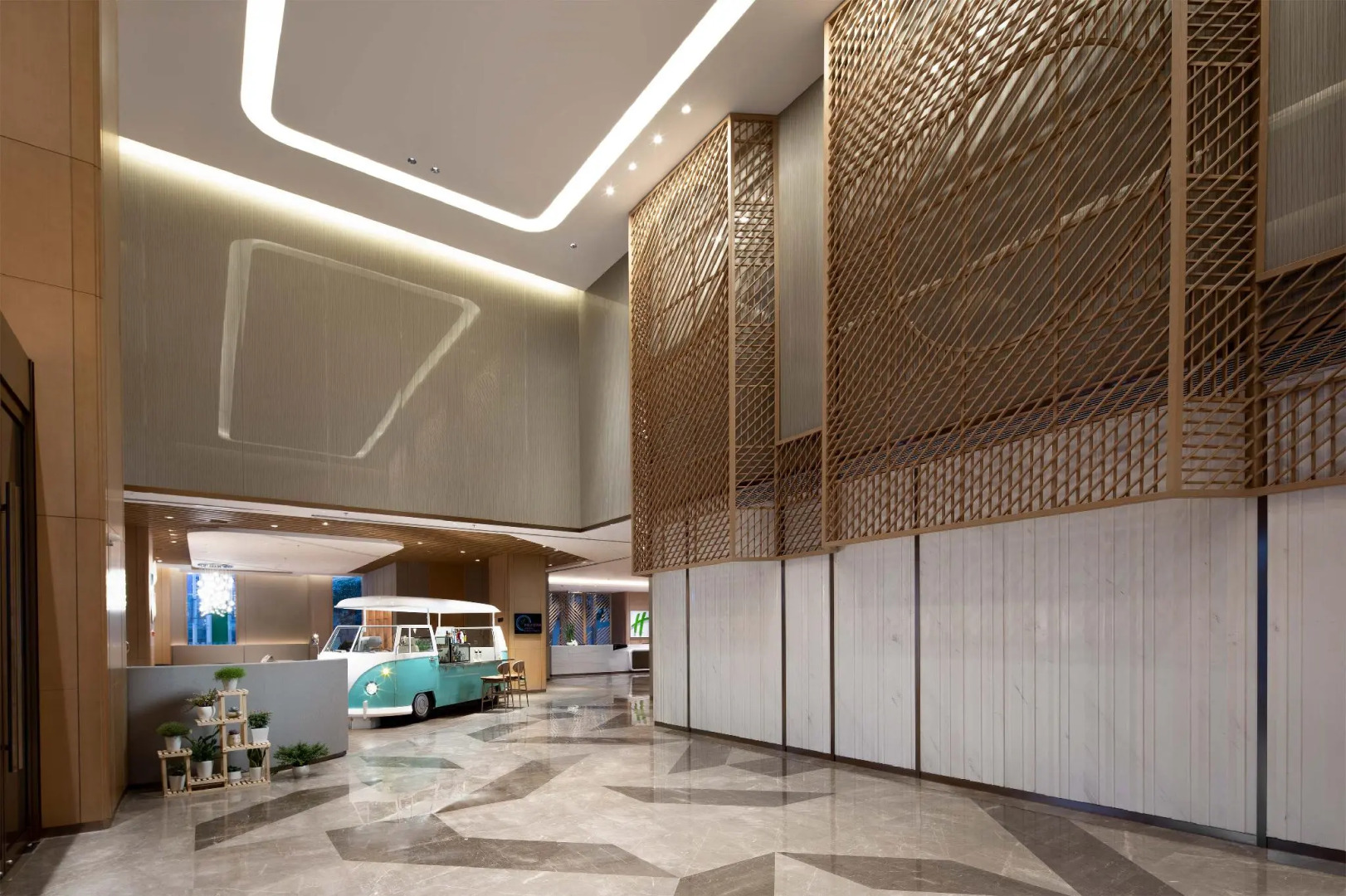 Holiday Inn Wuxi Central Station by IHG