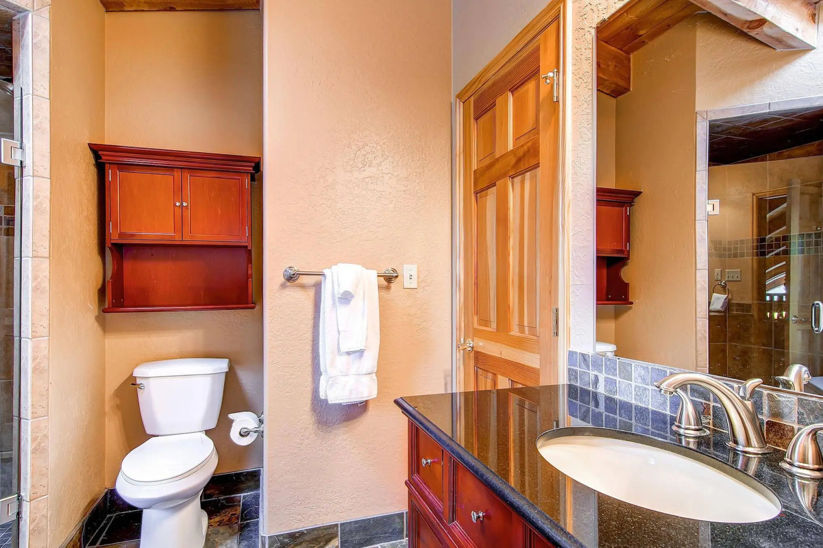 Snowshoe Retreat Boreas Pass by Pinnacle Lodging