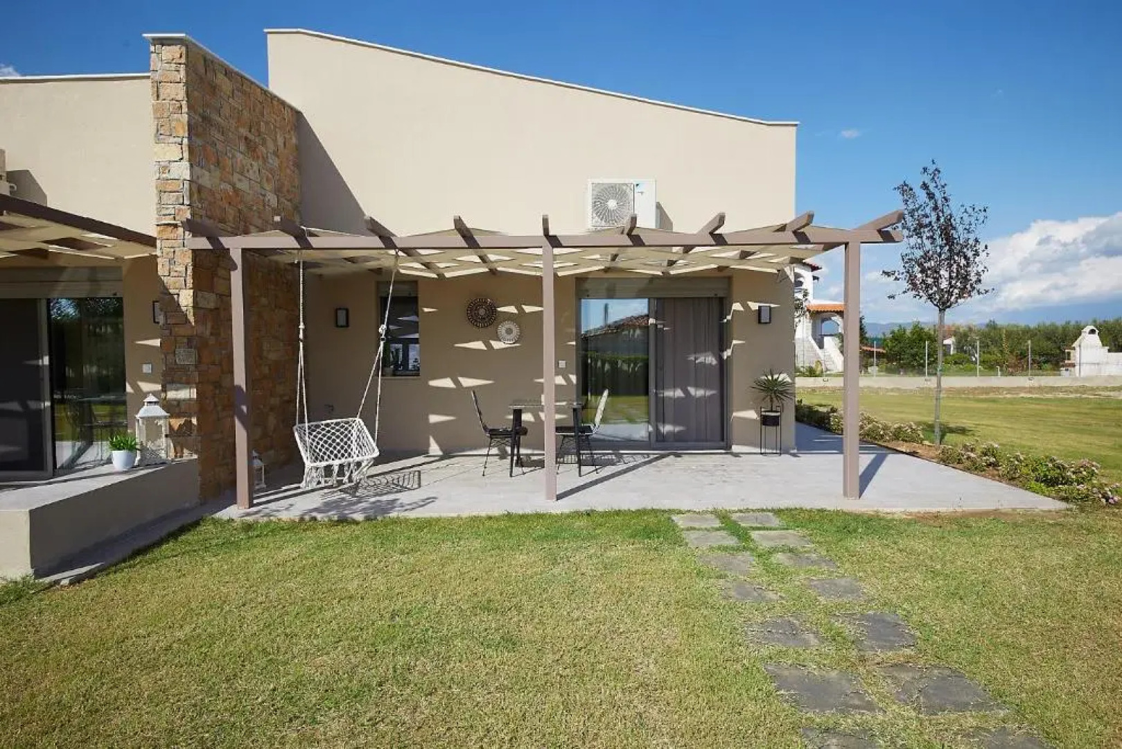 Flamingo View Suites