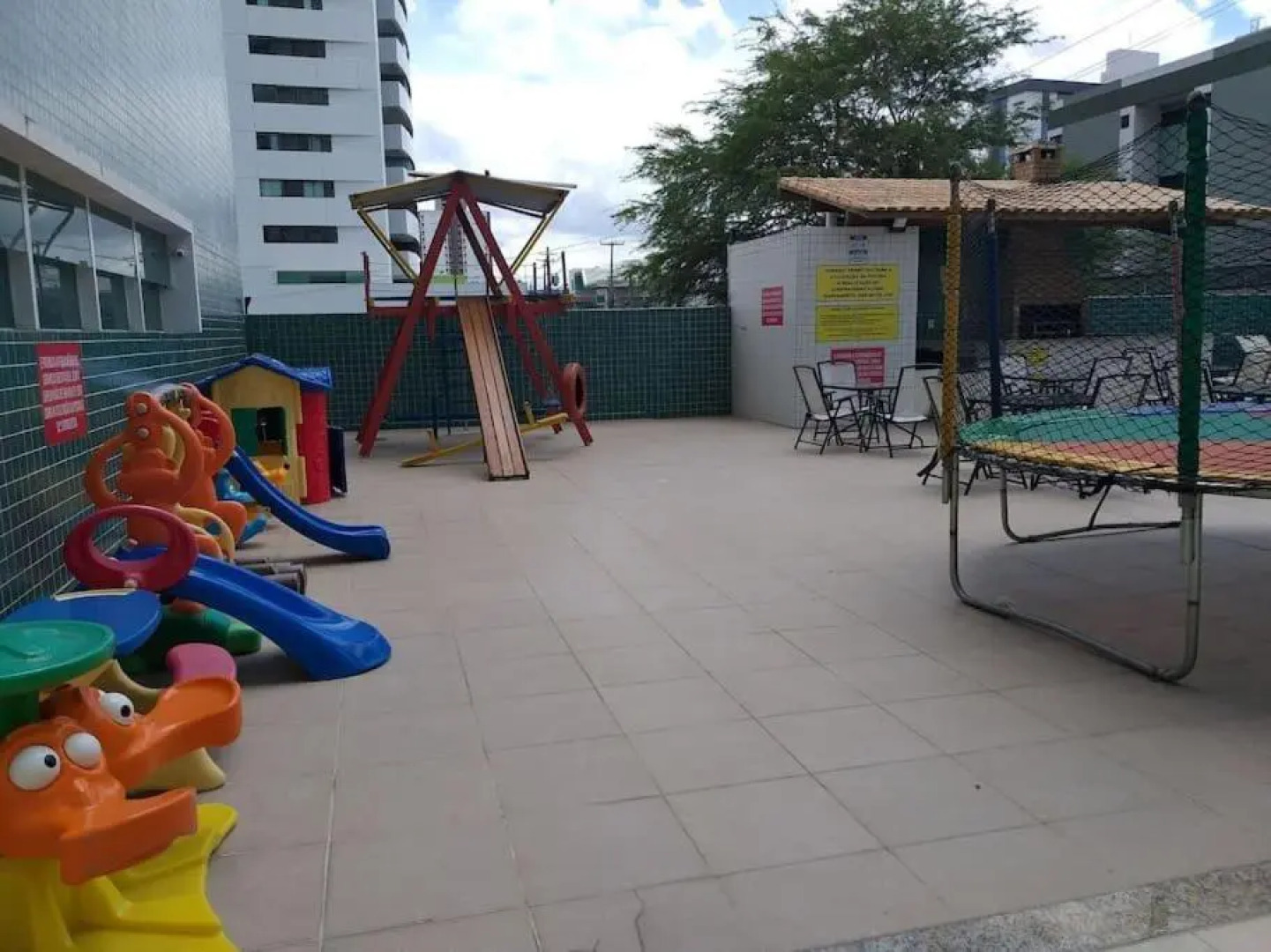 Apê no Universitário - Ed. Roterdam, 1404