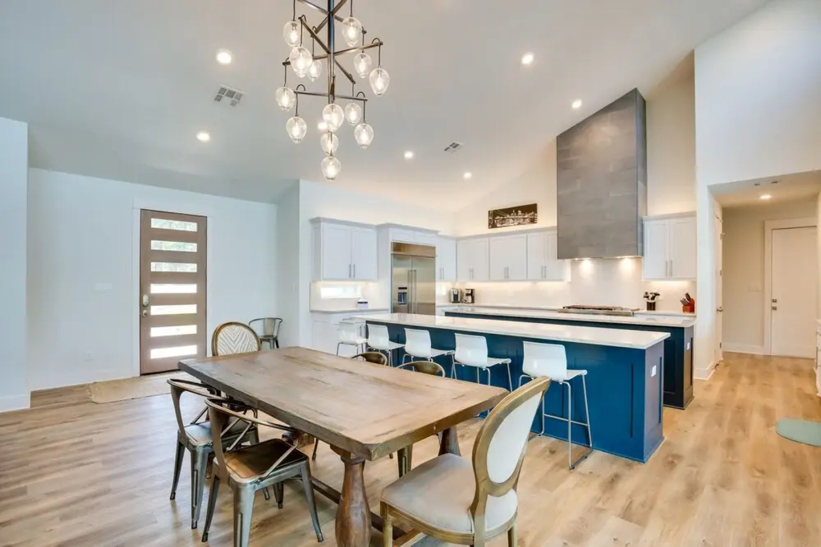 Pool, Hot Tub & Views: Malakoff Gem on Cedar Creek